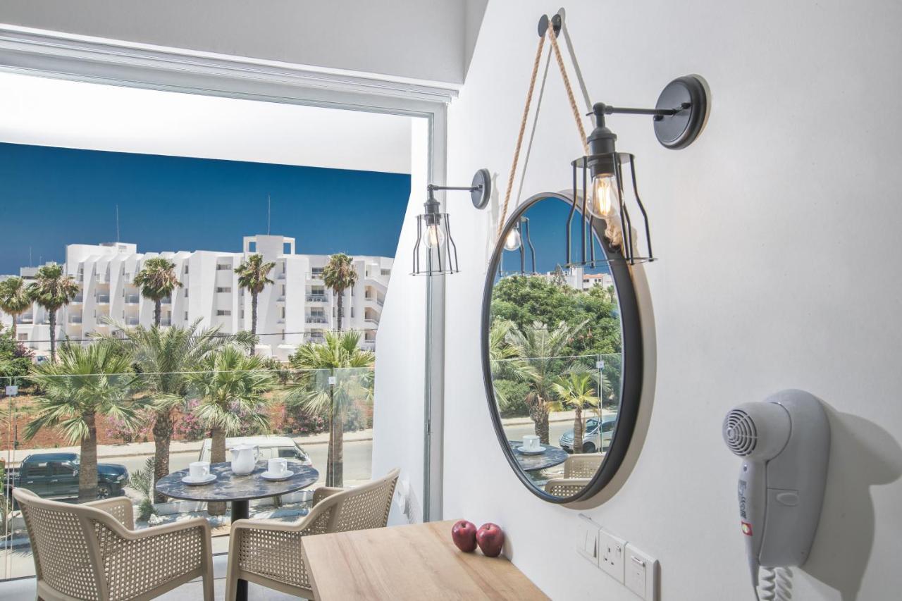 Bohemian Gardens Hotel Protaras Exterior photo