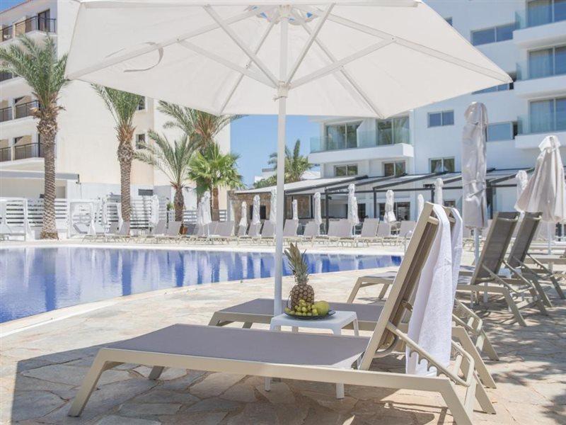Bohemian Gardens Hotel Protaras Exterior photo