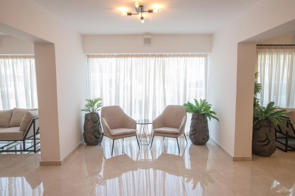 Bohemian Gardens Hotel Protaras Exterior photo