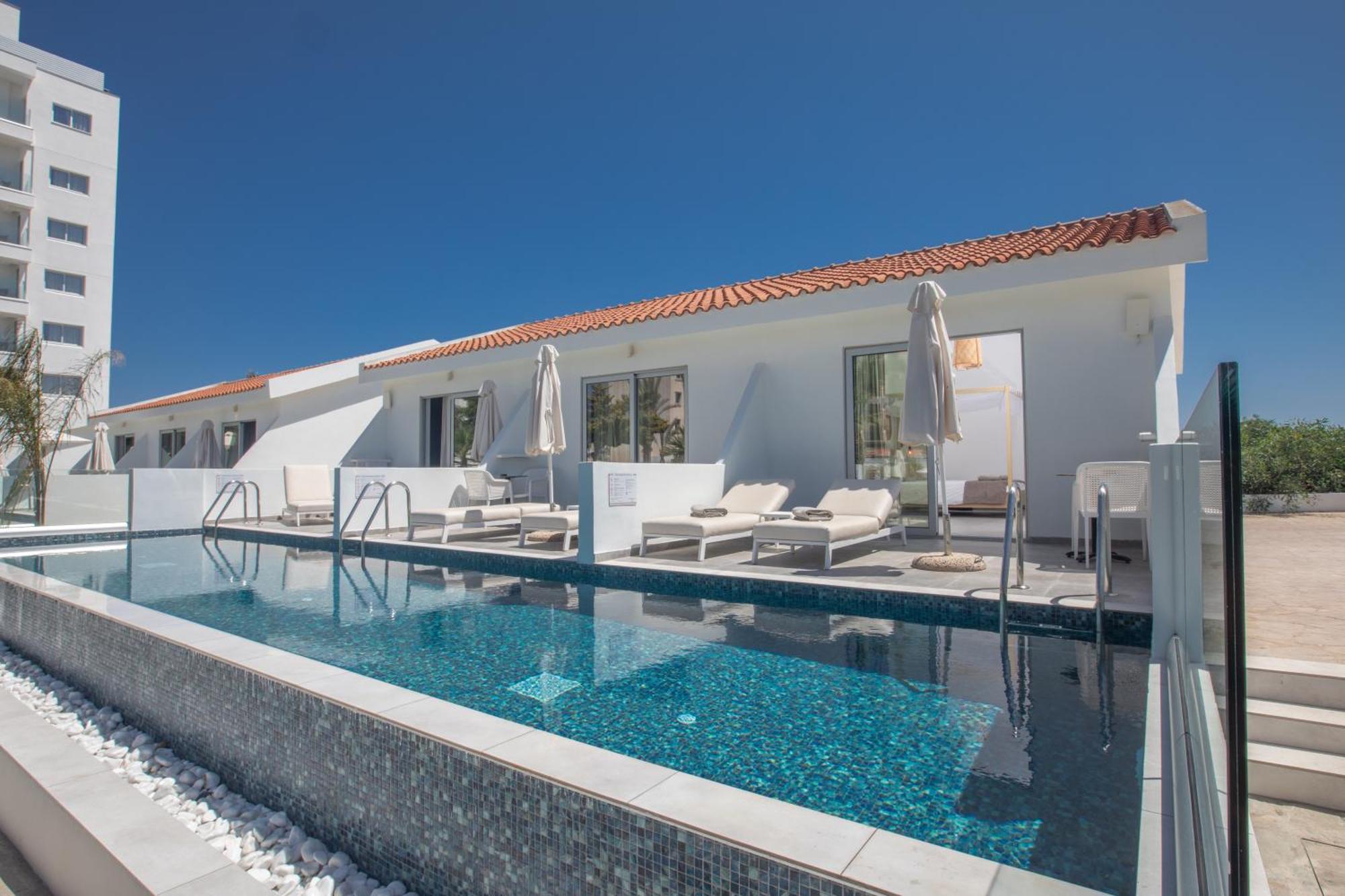 Bohemian Gardens Hotel Protaras Exterior photo
