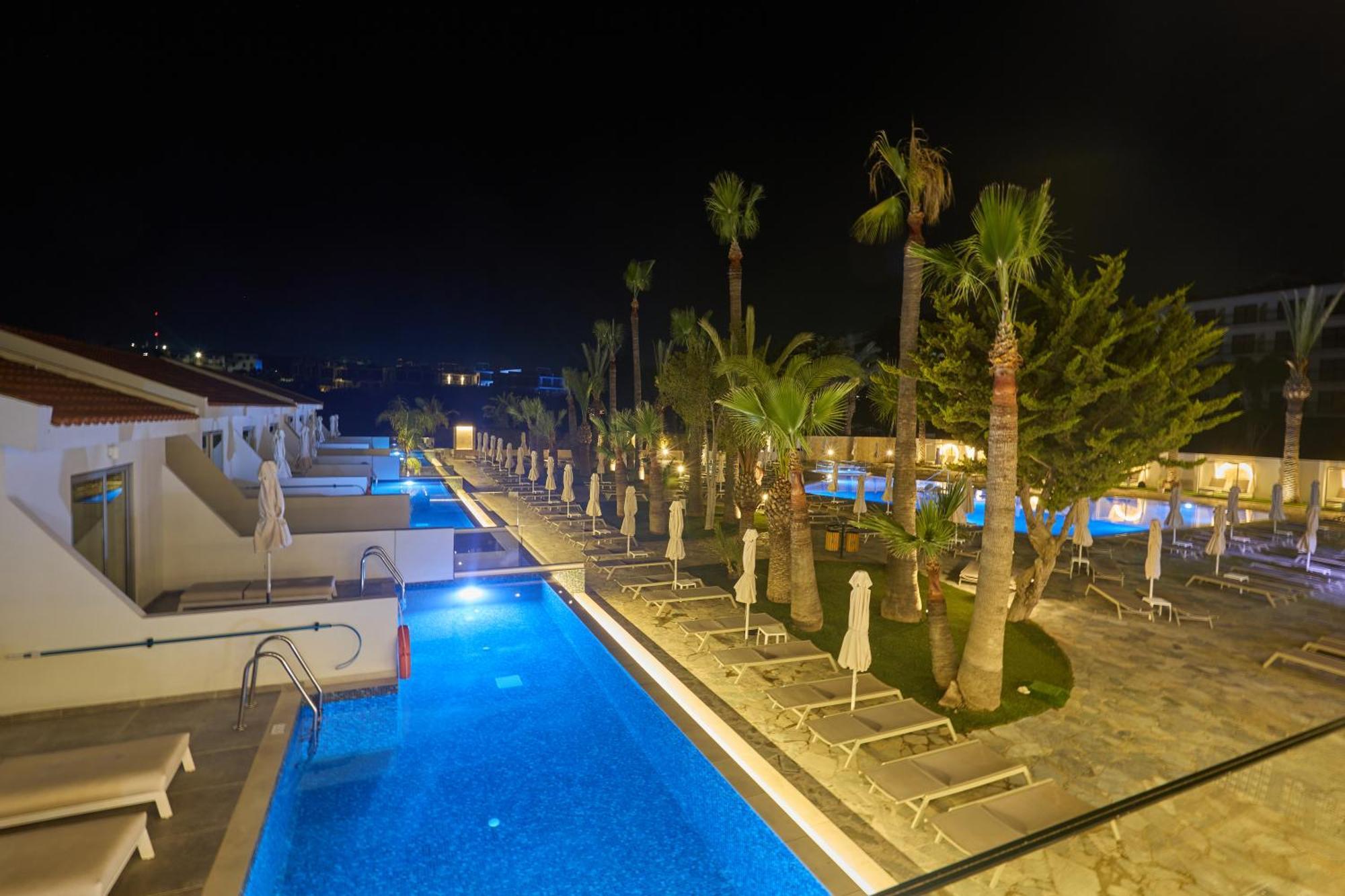 Bohemian Gardens Hotel Protaras Exterior photo